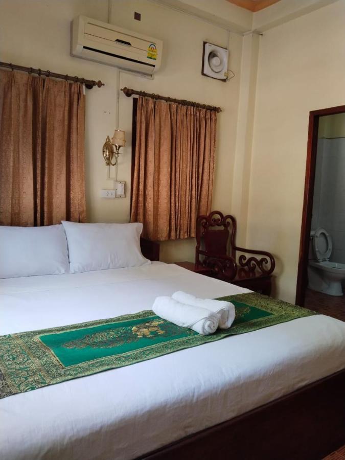 Thipphaphone Guesthouse Muang Pakbèng Exterior foto